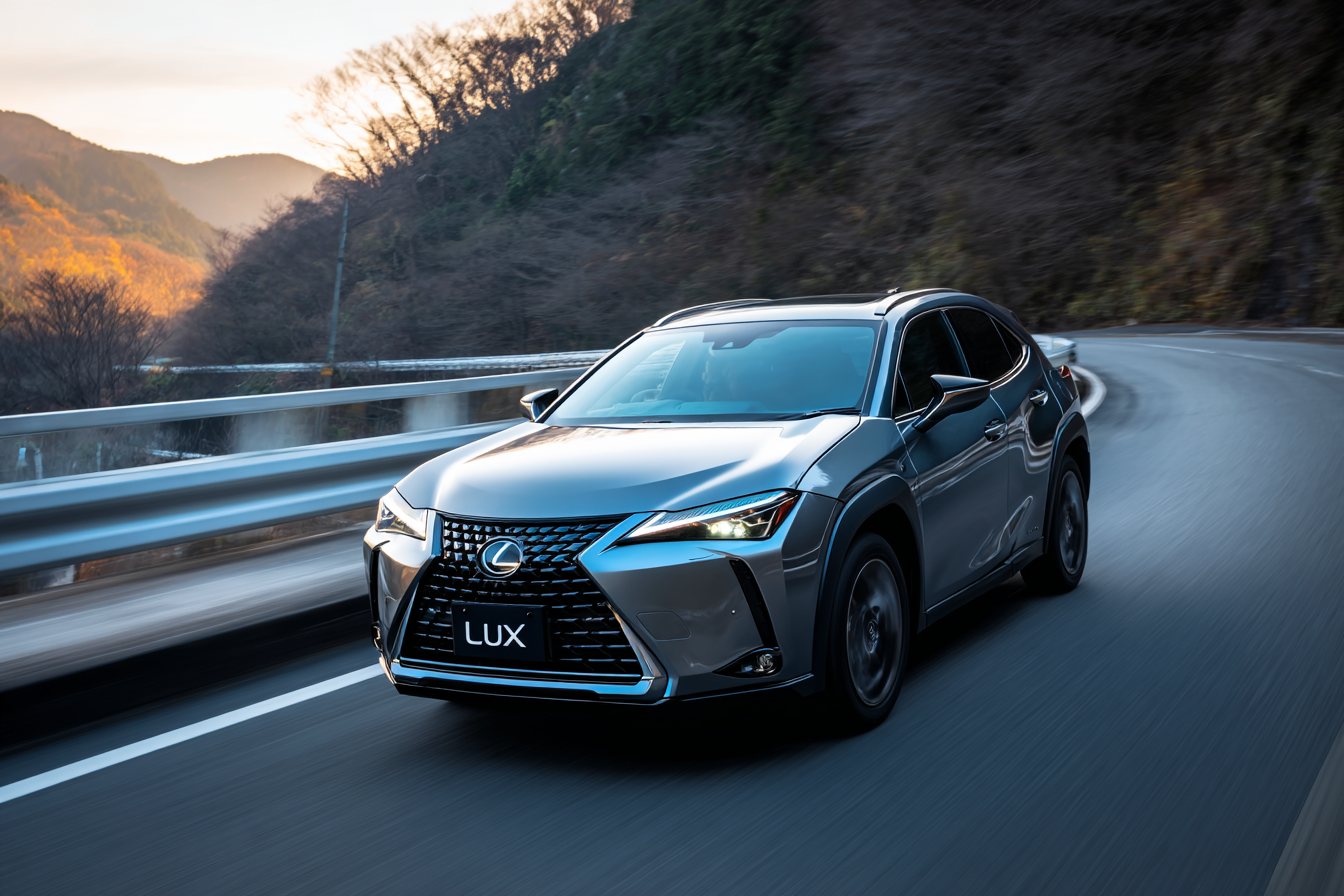 レクサスUX