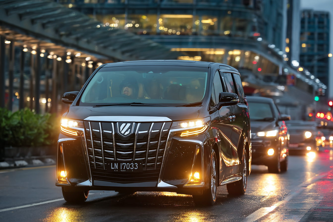 マナーが悪いアルファード